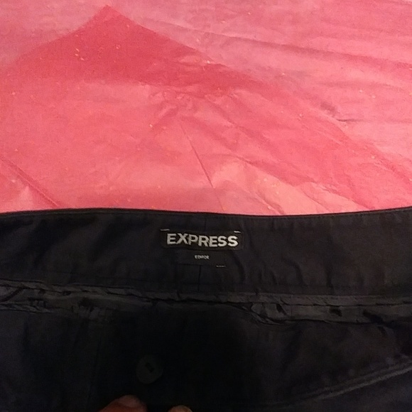 EXPRESS SHORTS - Picture 5 of 5